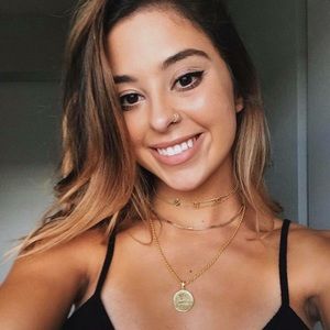 Meet your Posher, Chantelle